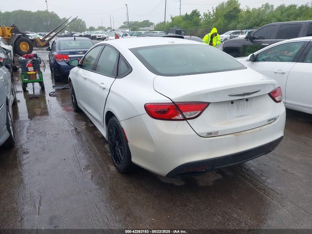 Chrysler 200 S 2015 1C3CCCBB4FN721927 Image 3