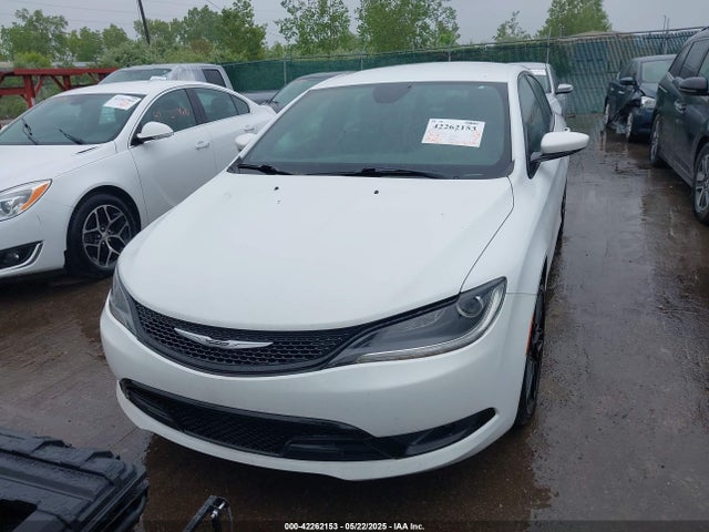 Chrysler 200 S 2015 1C3CCCBB4FN721927 Image 6