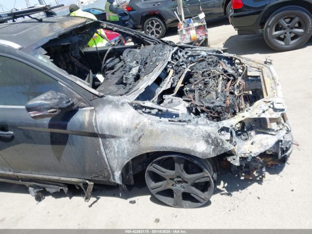 YV4902DZ7E2555256 Volvo Xc60 T6 R-design