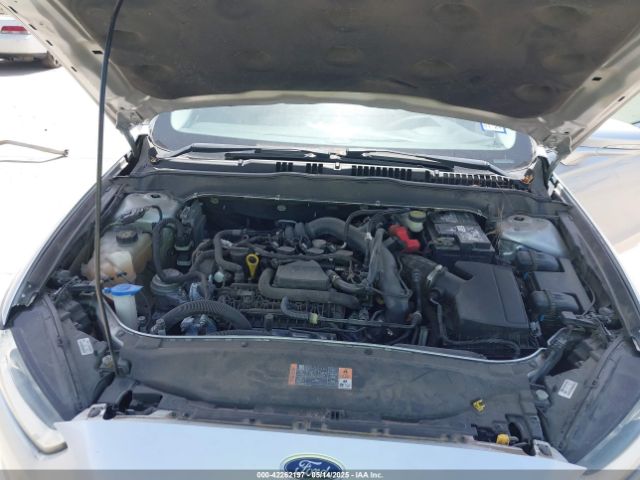 3FA6P0HD5GR290006 Ford FUSION SE