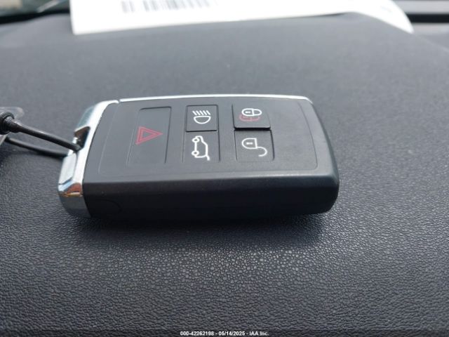 SALYL2EX1SA394559 Land Rover Range Rover Velar P250 Dynamic Se