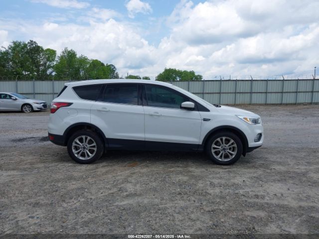 1FMCU0GD8HUB12295 Ford ESCAPE SE