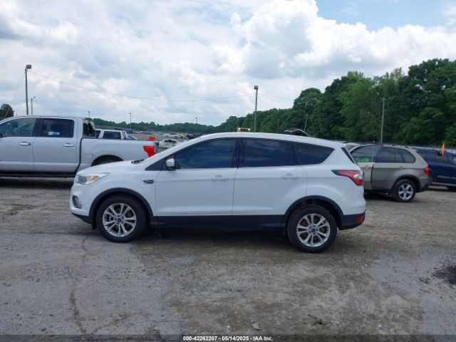 1FMCU0GD8HUB12295 Ford ESCAPE SE