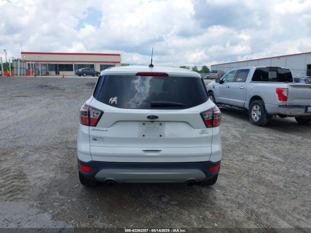 1FMCU0GD8HUB12295 Ford ESCAPE SE