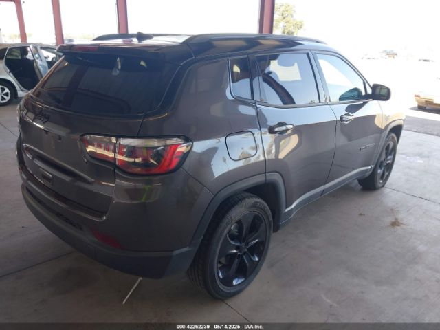 3C4NJCBB1JT361549 Jeep Compass Altitude Fwd