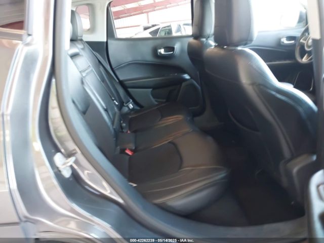 3C4NJCBB1JT361549 Jeep Compass Altitude Fwd