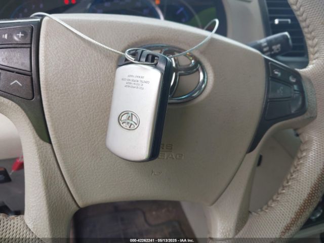 5TDDK3DC8ES076877 Toyota Sienna Xle 7 Passenger