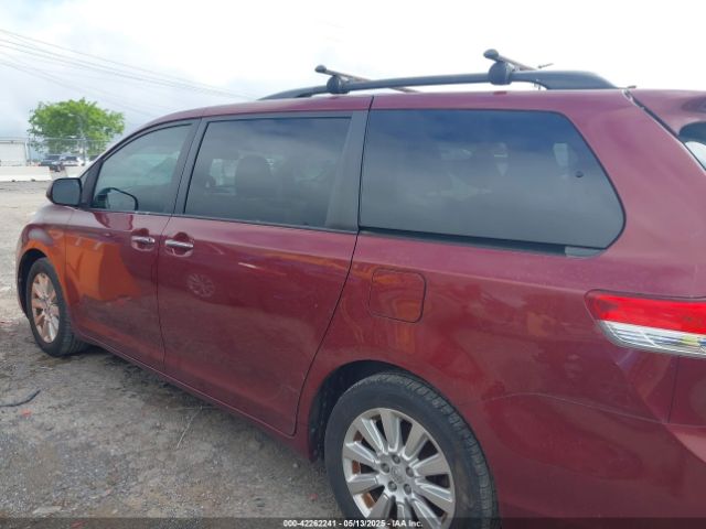 5TDDK3DC8ES076877 Toyota Sienna Xle 7 Passenger