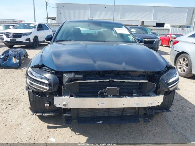 KMTG34SCXSU154023 Genesis G70 2.5t Rwd