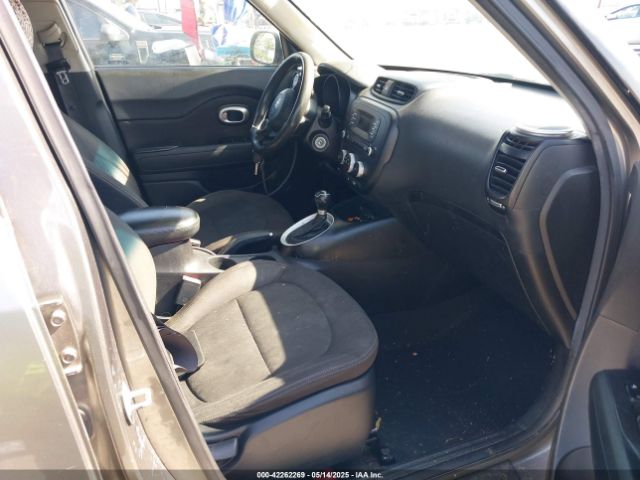 KNDJN2A28F7187005 KIA Soul