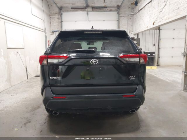 2T3P1RFV2RW445206 Toyota Rav4 Xle