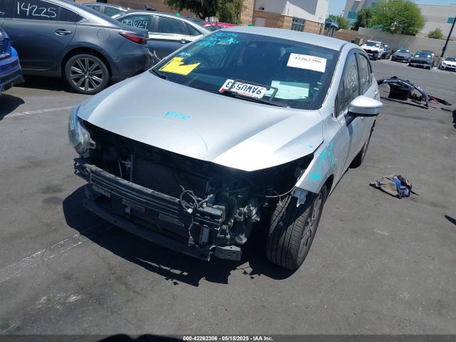 Nissan Versa 2020 3N1CN8EV6LL844023 Image 2