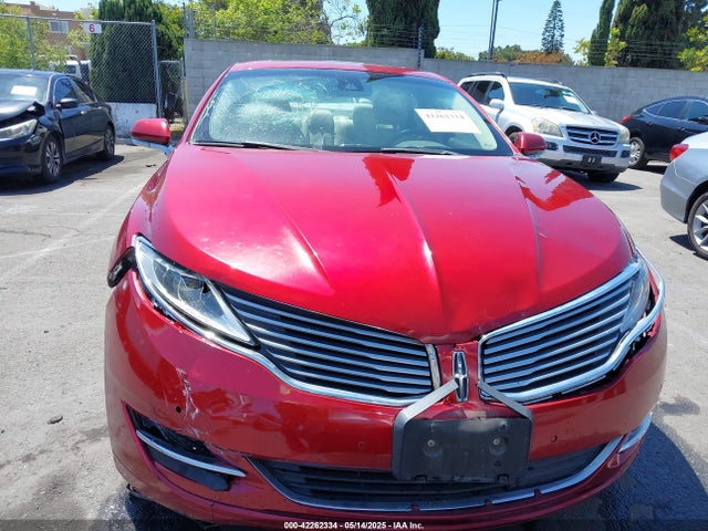 3LN6L2G93GR612748 Lincoln 2016