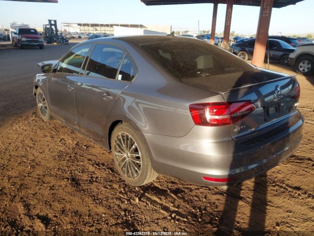 3VWD17AJ4GM284882 Volkswagen Jetta