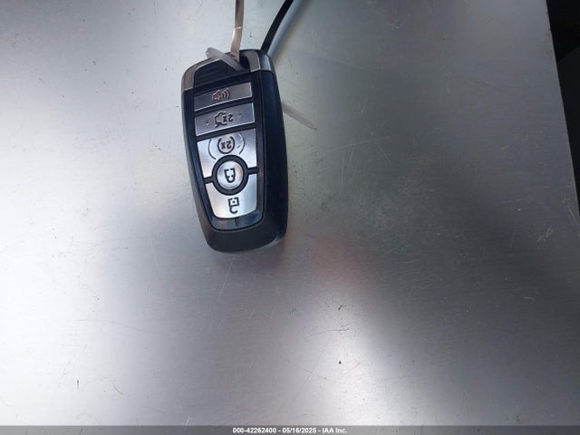 Ford 2.3l 4v premium fuel 2018 1FA6P8TH3J5165928 Image 11