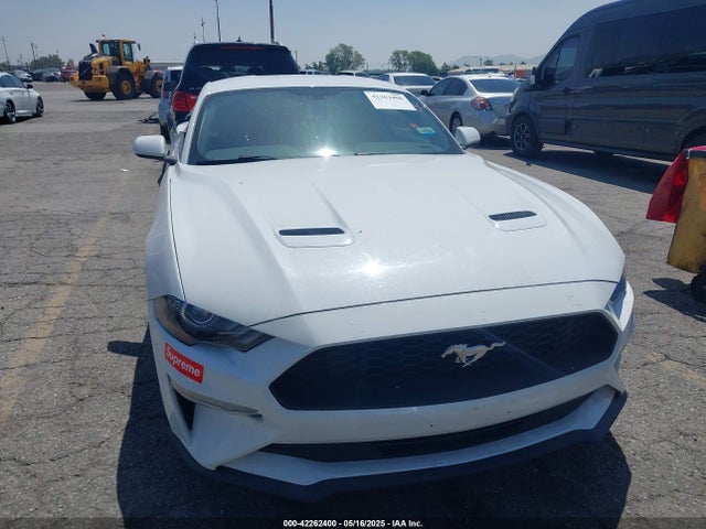 Ford 2.3l 4v premium fuel 2018 1FA6P8TH3J5165928 Image 12