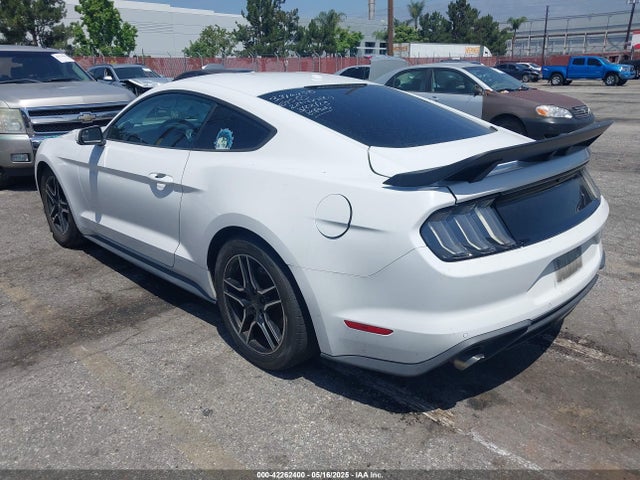 Ford 2.3l 4v premium fuel 2018 1FA6P8TH3J5165928 Image 3