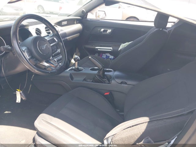 Ford 2.3l 4v premium fuel 2018 1FA6P8TH3J5165928 Image 5
