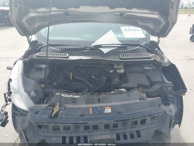 1FMCU0JX6GUA38750 Ford Escape Titanium
