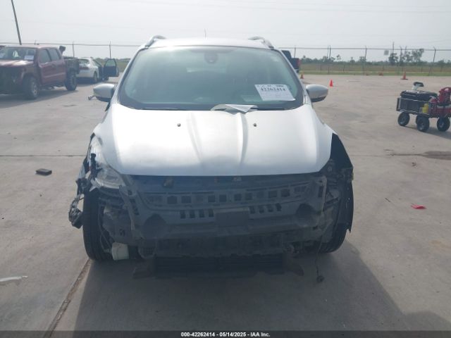 1FMCU0JX6GUA38750 Ford Escape Titanium