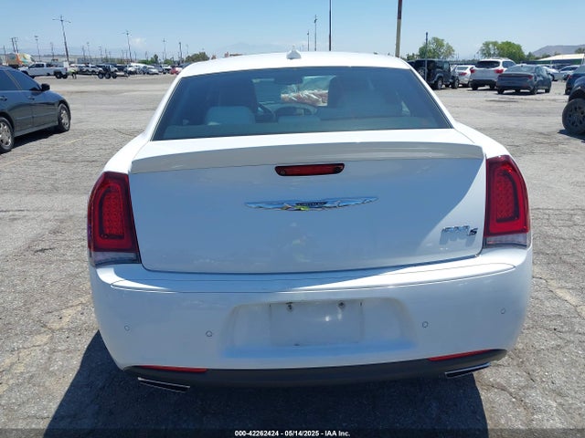 2C3CCABTXJH144349 Chrysler 2018