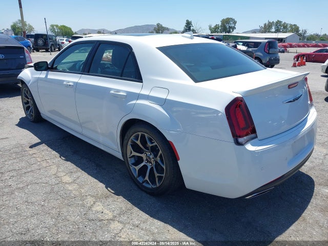 2C3CCABTXJH144349 Chrysler 2018