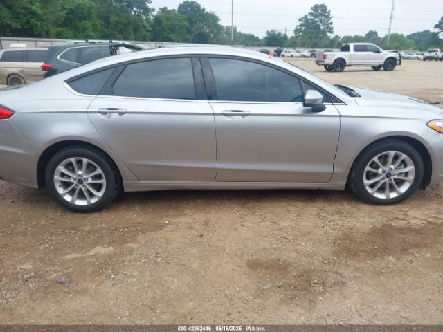3FA6P0LU4LR148070 Ford Fusion Hybrid Se