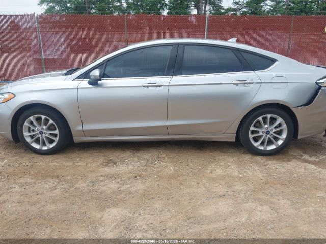 3FA6P0LU4LR148070 Ford Fusion Hybrid Se