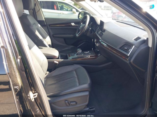2019 AUDI Q5 WA1ANAFY2K2122904 Photo 4