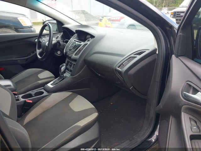 1FADP3F21EL435743 Ford FOCUS SE