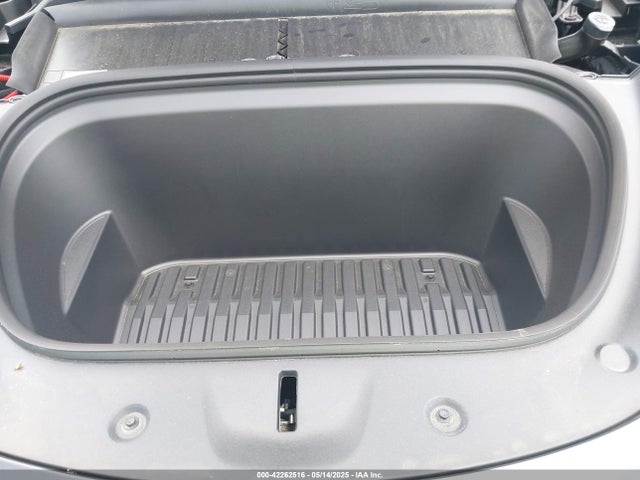 2025 TESLA MODEL Y 7SAYGDED3SA338398 Photo 9