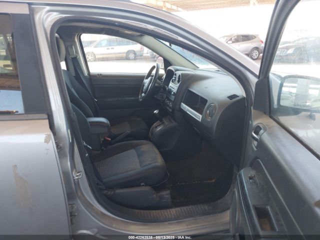 1C4NJDBB2ED727598 Jeep Compass Sport