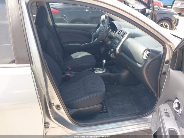 3N1CN7AP8EL831133 Nissan Versa 1.6 Sv