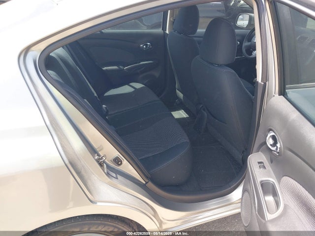 3N1CN7AP8EL831133 Nissan Versa 1.6 Sv