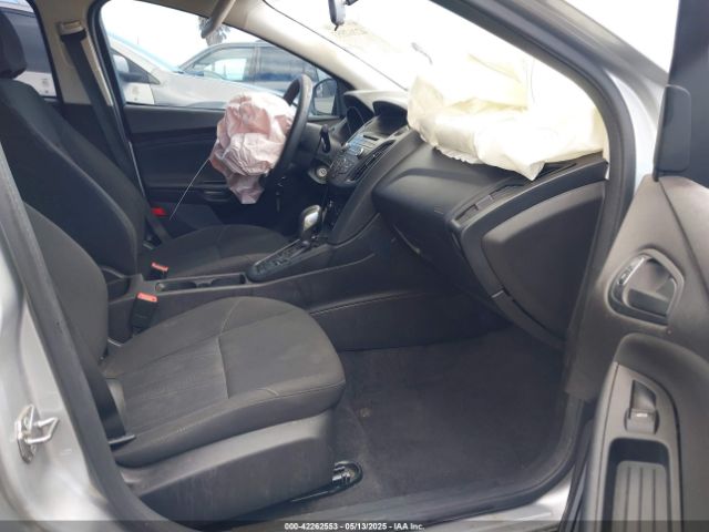 1FADP3E27HL267001 Ford FOCUS S