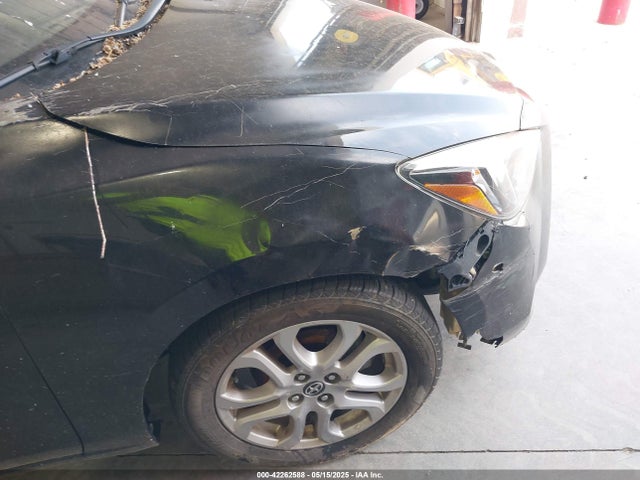 Scion IA 2016 3MYDLBZV4GY112644 Image 21