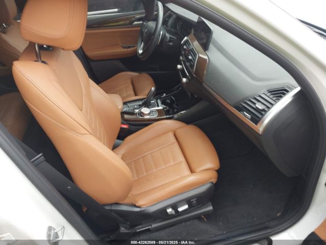 2019 BMW X3 5UXTR7C56KLR47112 Photo 4