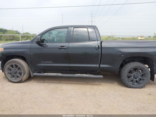 5TFRM5F13JX126242 Toyota Tundra Sr5 4.6l V8