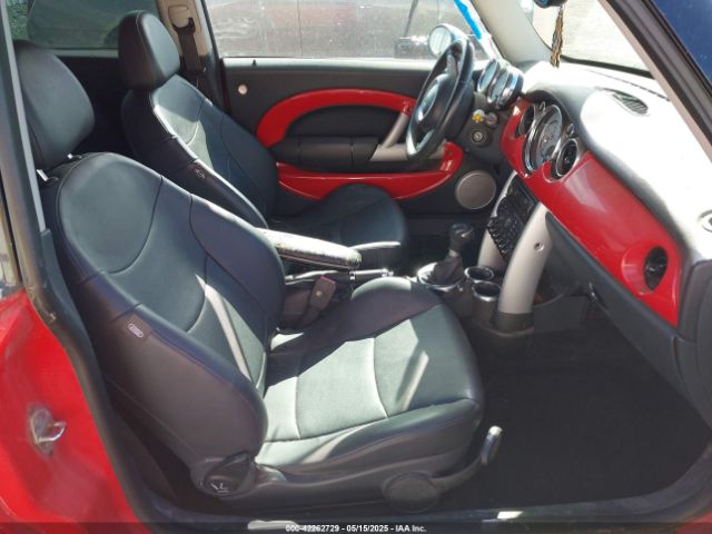 2005 MINI COOPER S WMWRE33475TG95480 Photo 4