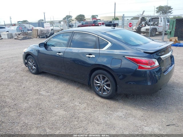 Nissan Altima 2015 1N4AL3AP1FC591395 Image 3