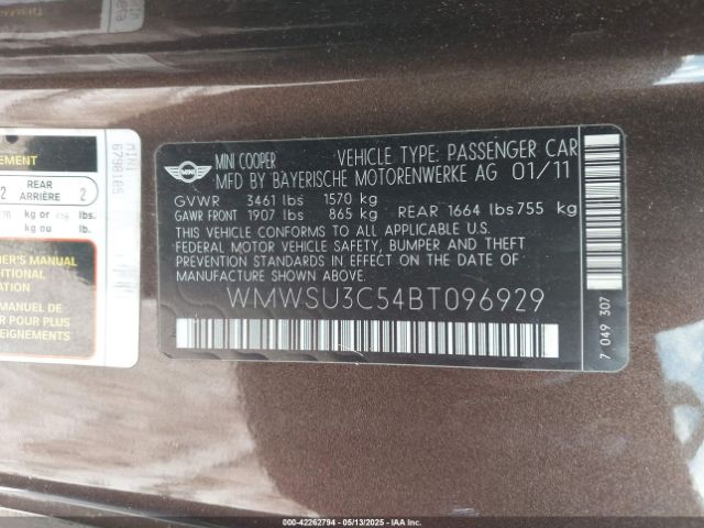 2011 MINI COOPER WMWSU3C54BT096929 Photo 8