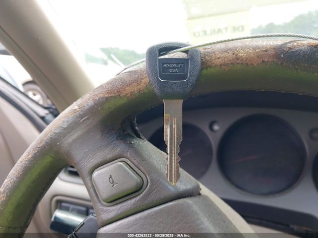 1998 ACURA RL JH4KA9664WC010476 Photo 10