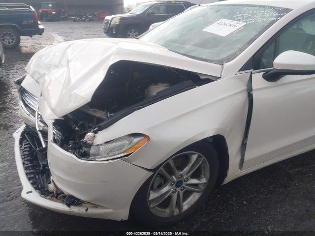 3FA6P0H75JR159448 Ford FUSION SE