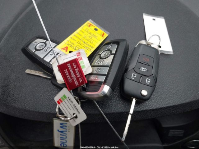 1FM5K7D89JGA02570 Ford EXPLORER XLT