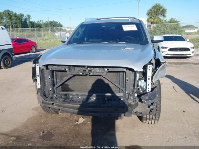 1GKS2GKC1HR115740 GMC Yukon Xl Slt