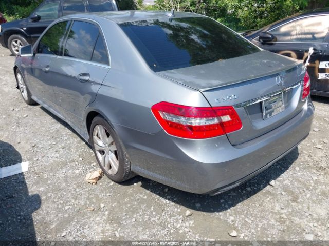 2013 MERCEDES-BENZ E 350 WDDHF8JB9DA737574 Photo 2