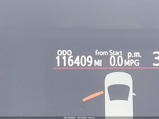 JTDKDTB32F1582661 Toyota Prius C Two