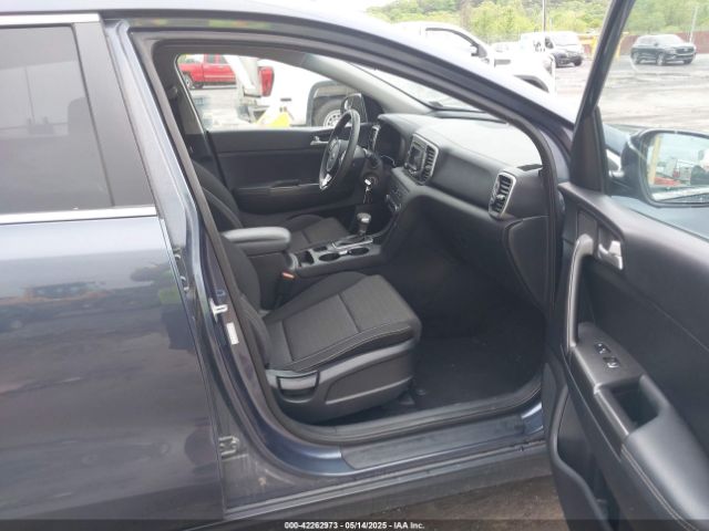 KNDPMCACXJ7337815 KIA Sportage Lx