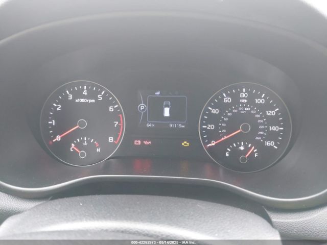 KNDPMCACXJ7337815 KIA Sportage Lx