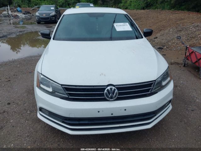 3VWD17AJ5GM397496 Volkswagen Jetta 1.8t Sport